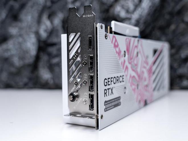 潮流外观大显存 iGame RTX 5060 Ti Ultra W OC 16GB首测