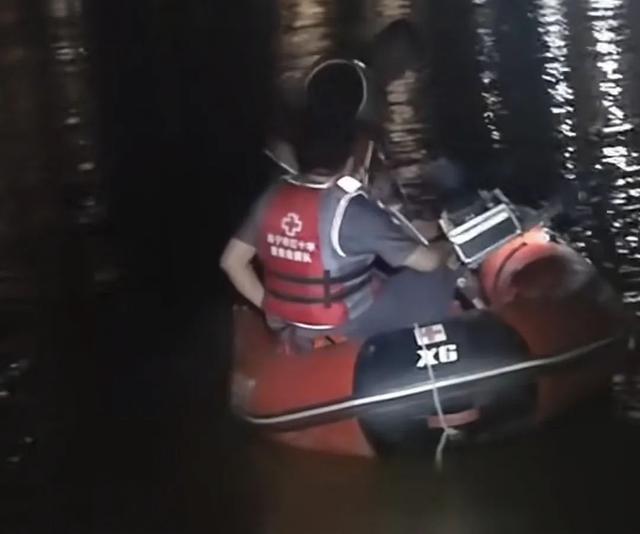 噩耗传来！广东两孩童河边玩耍不幸溺亡，街道办：路人看到以为孩子在游泳