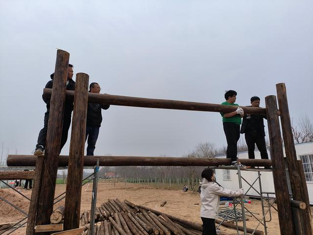 深度践行劳动育人精神，惠济区保合寨小学三亩荒地变花田！