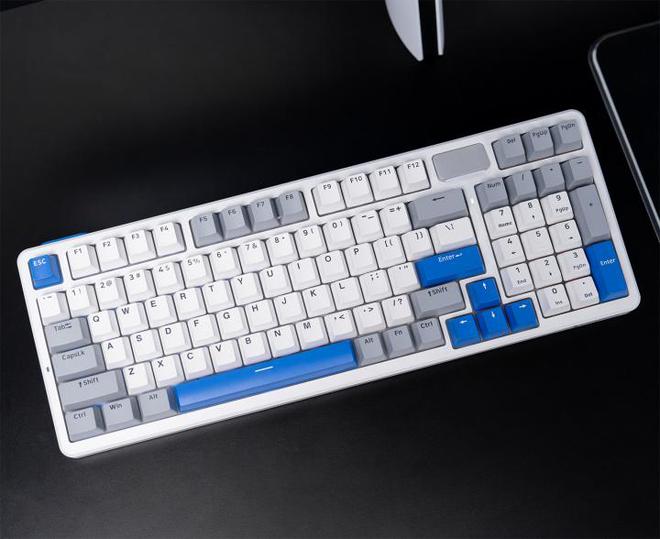 长续航好手感 雷柏V700DIY-98客制化多模机械键盘评测