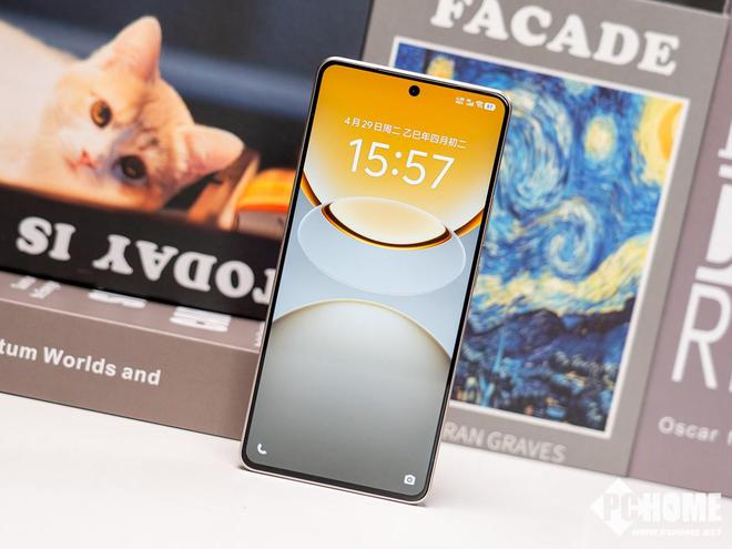 vivo Y300 GT图赏：经典万里舷窗全曲舒适手感