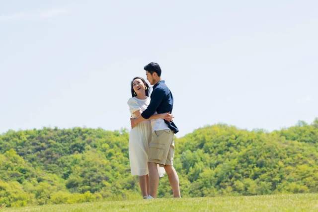感情好的伴侣，不仅有“夫妻相”，还有“夫妻脑”！