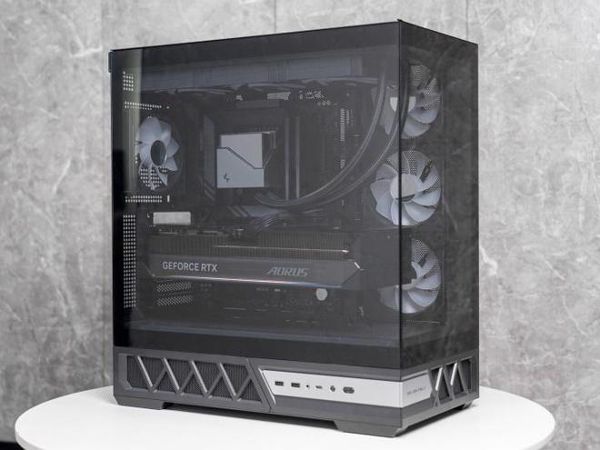 缘何成为新一代爆款？技嘉Z890+酷睿Ultra 7 265K整机评测