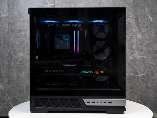 缘何成为新一代爆款？技嘉Z890+酷睿Ultra 7 265K整机评测