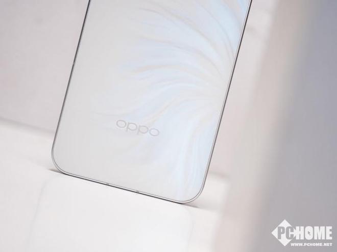 OPPO Reno14 Pro直播助手体验 重新定义直播机