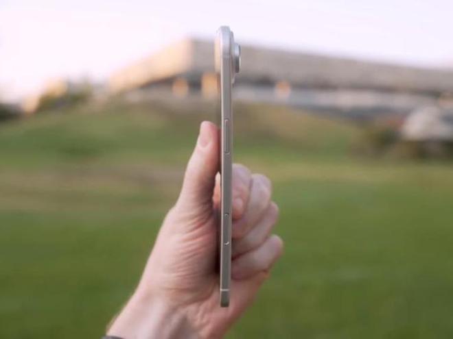 手感轻如羽毛 苹果iPhone 17 Air重量约150克