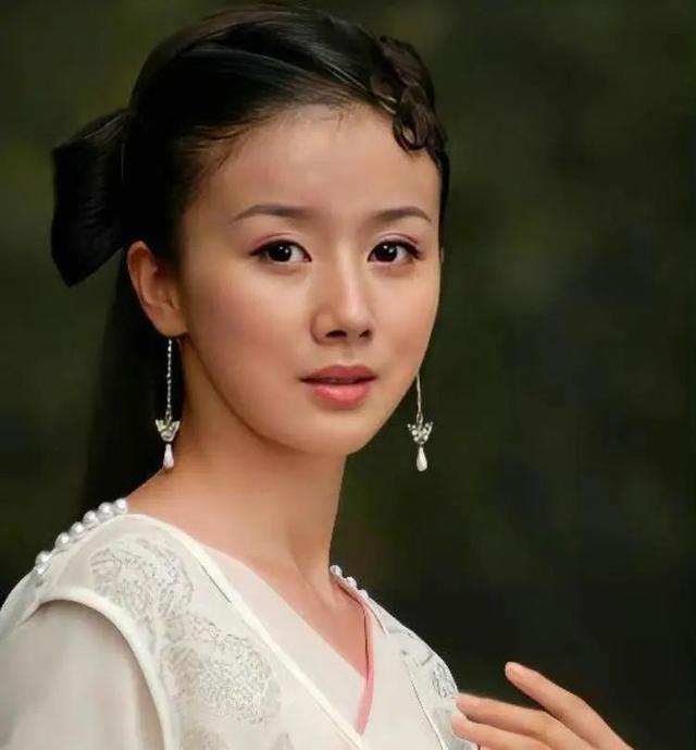 知名女演员回应“整容失败”：是患了这种病……