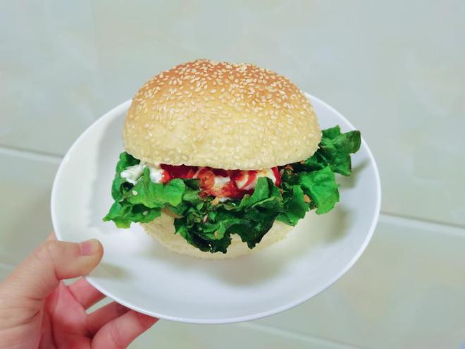 太冤了！汉堡真不是“垃圾食品”，这样吃营养又健康