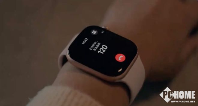 Apple Watch十周年：锚定健康的极致产品力，铸就穿戴王者
