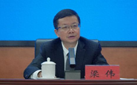 3名干部任上落马，正厅级的他一天前还公开露面