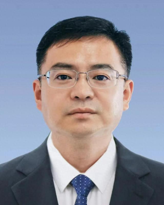 申琳跨省任乌鲁木齐市副市长