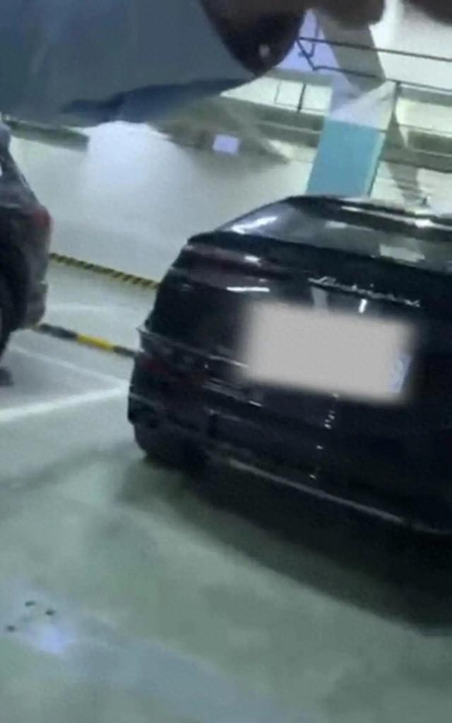 兰博基尼车主拒付5元停车费，代驾愤怒举报其酒驾，交警回应