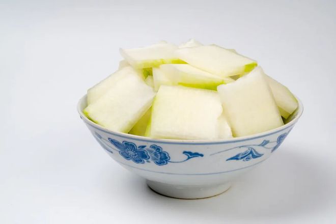 热量超低，含水量高达 97%！这种“报恩”蔬菜不吃真的亏了！