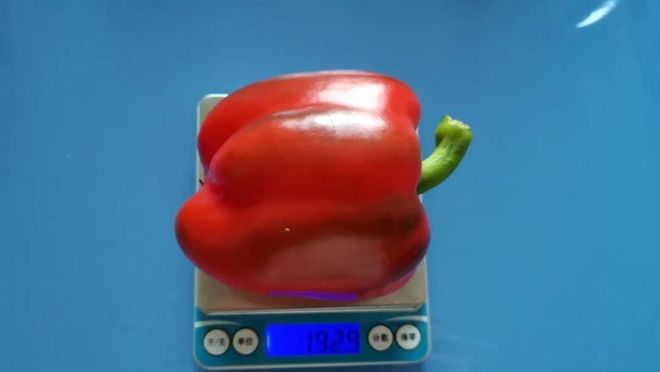 蔬菜中的“维C之王”竟是它？含量是橙子的近4倍！每天吃一个就够