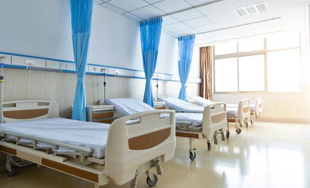 婚检查出艾滋病隐瞒伴侣，医生该不该“背锅”？丨大象评论