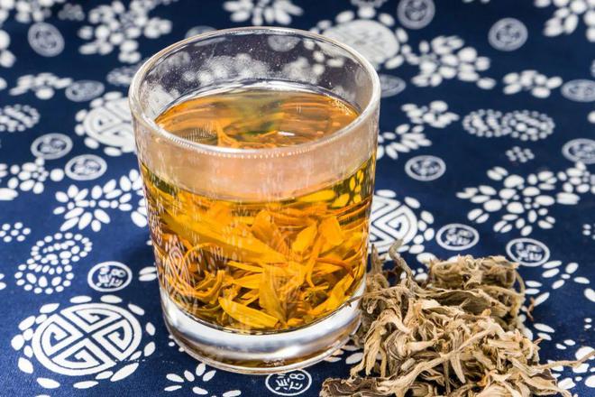 为何餐馆都在统一提供免费柠檬水啊？
